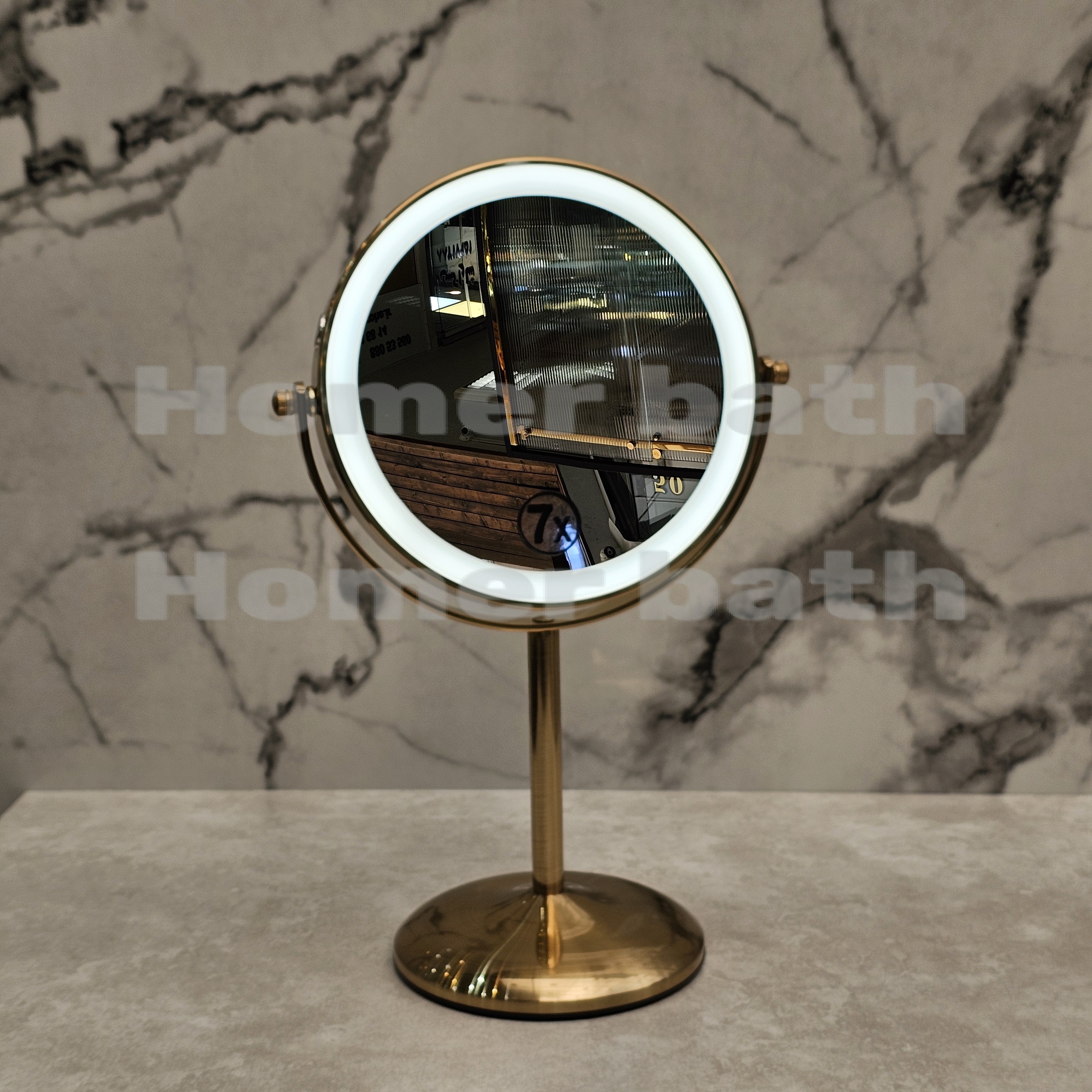 آینه رومیزی اصلاح هوشمند 7X چراغ‌دار طلا مات