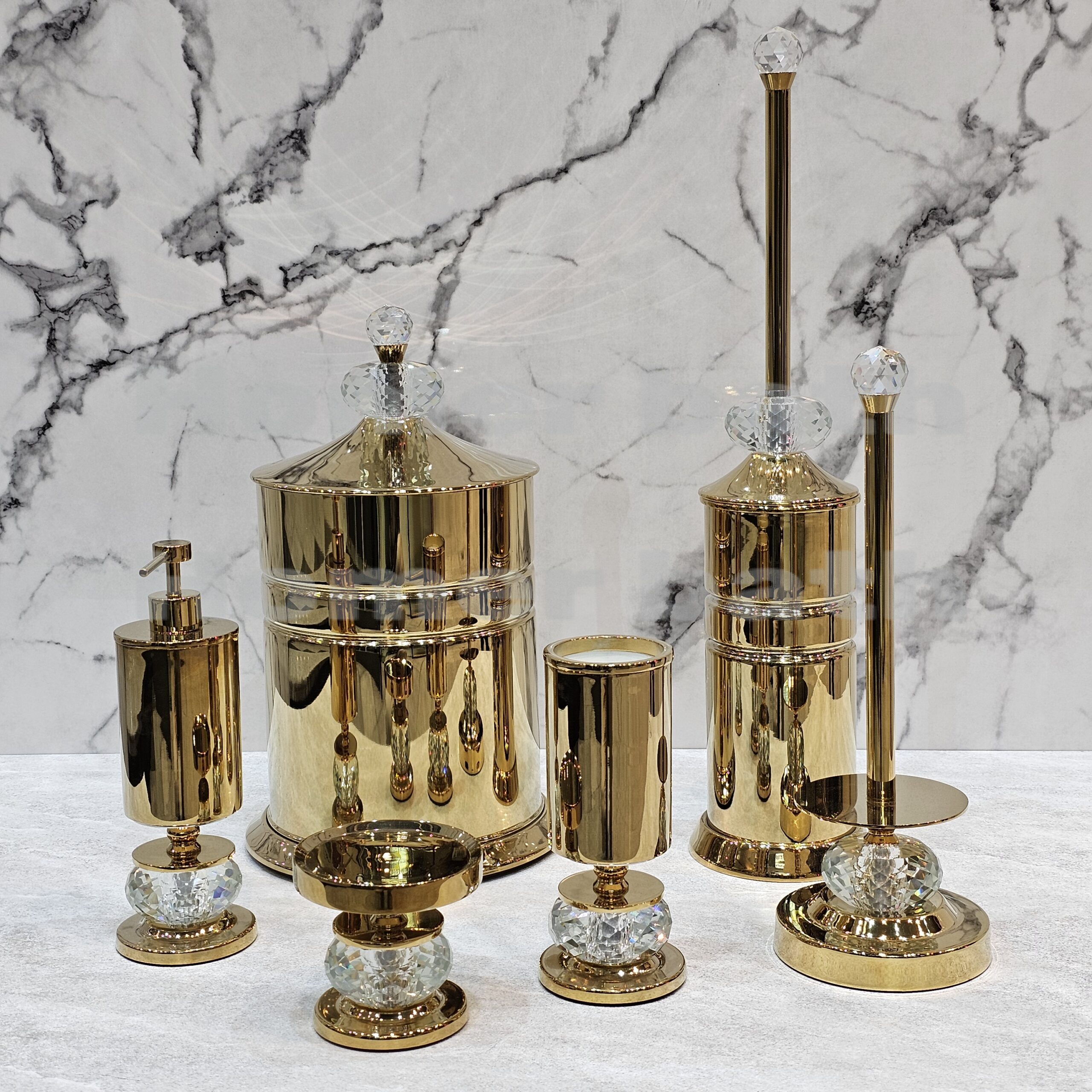 ست شش تیکه طلایی کریستال سلطنتی