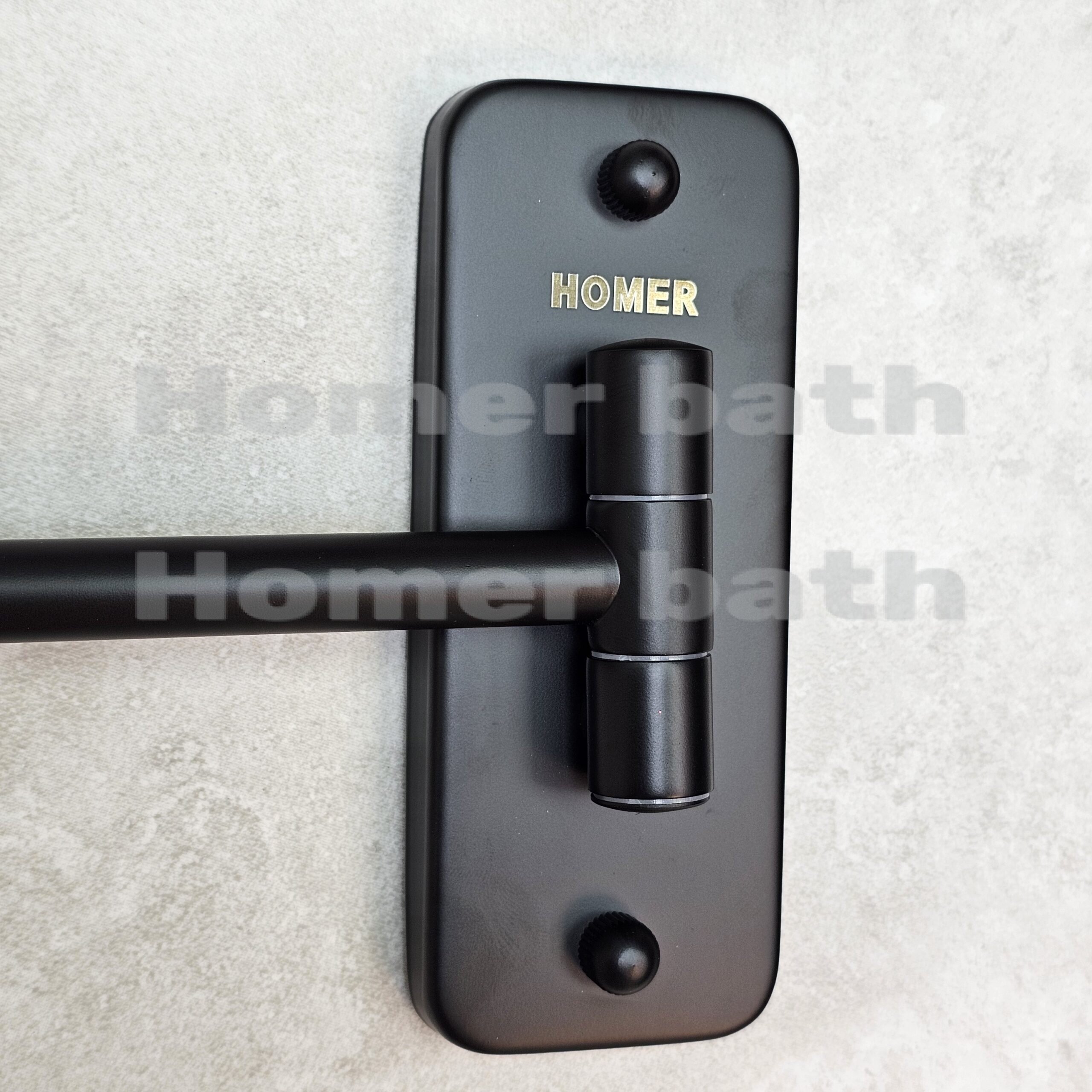 آینه-اصلاح-دیواری-مشکی-هامر