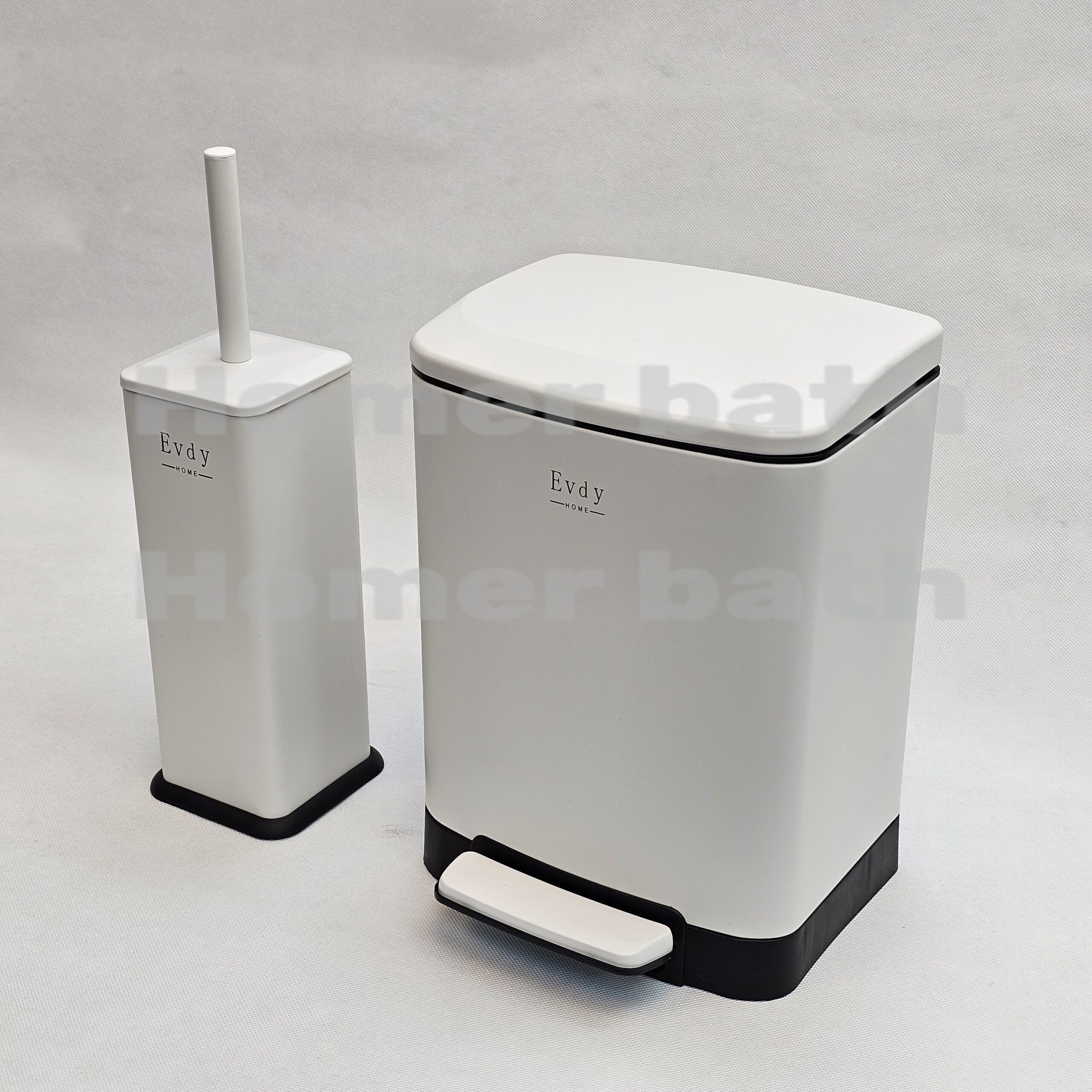 سطل و برس 6 لیتر سفید اودی 221