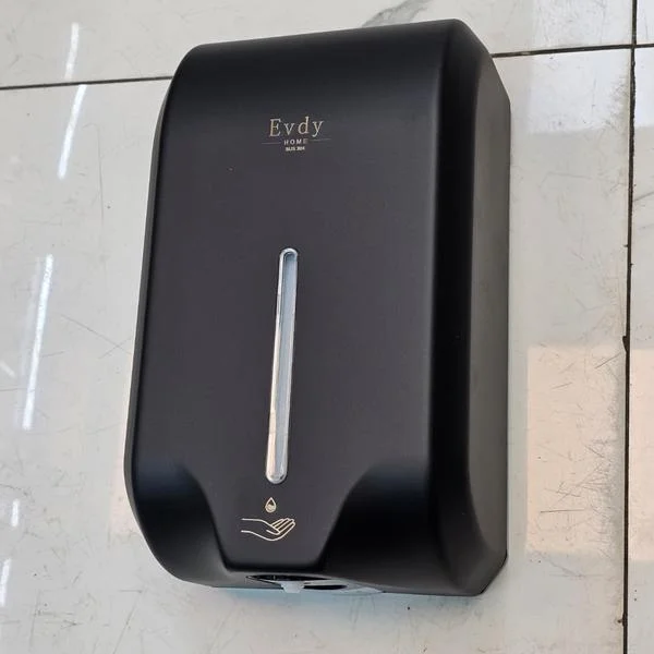 جای-مایع-چشمی-مشکی-مات-اودی-مدل-